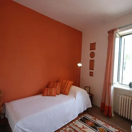 Villa Sleeps 3 Air Con Wifi Spello